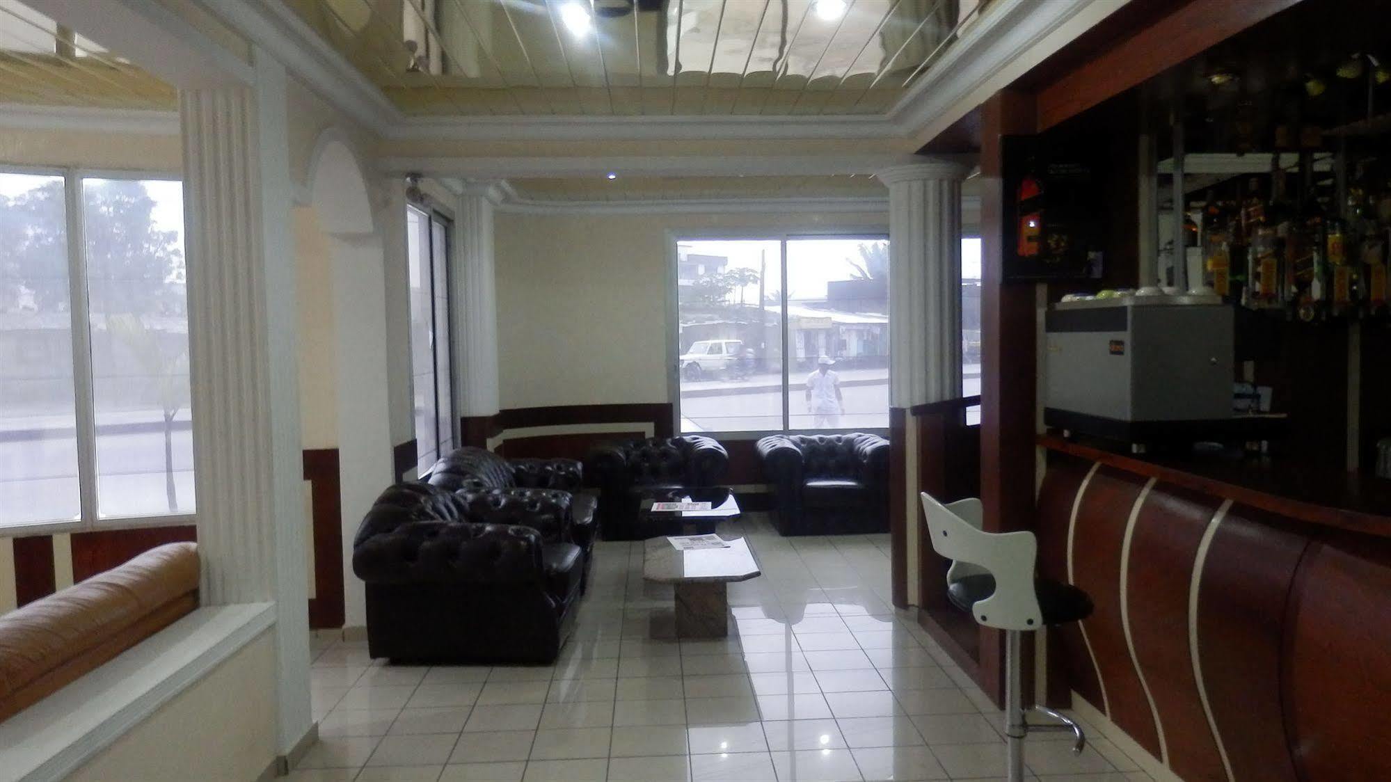 Afrique Hotel Douala Airport المظهر الخارجي الصورة