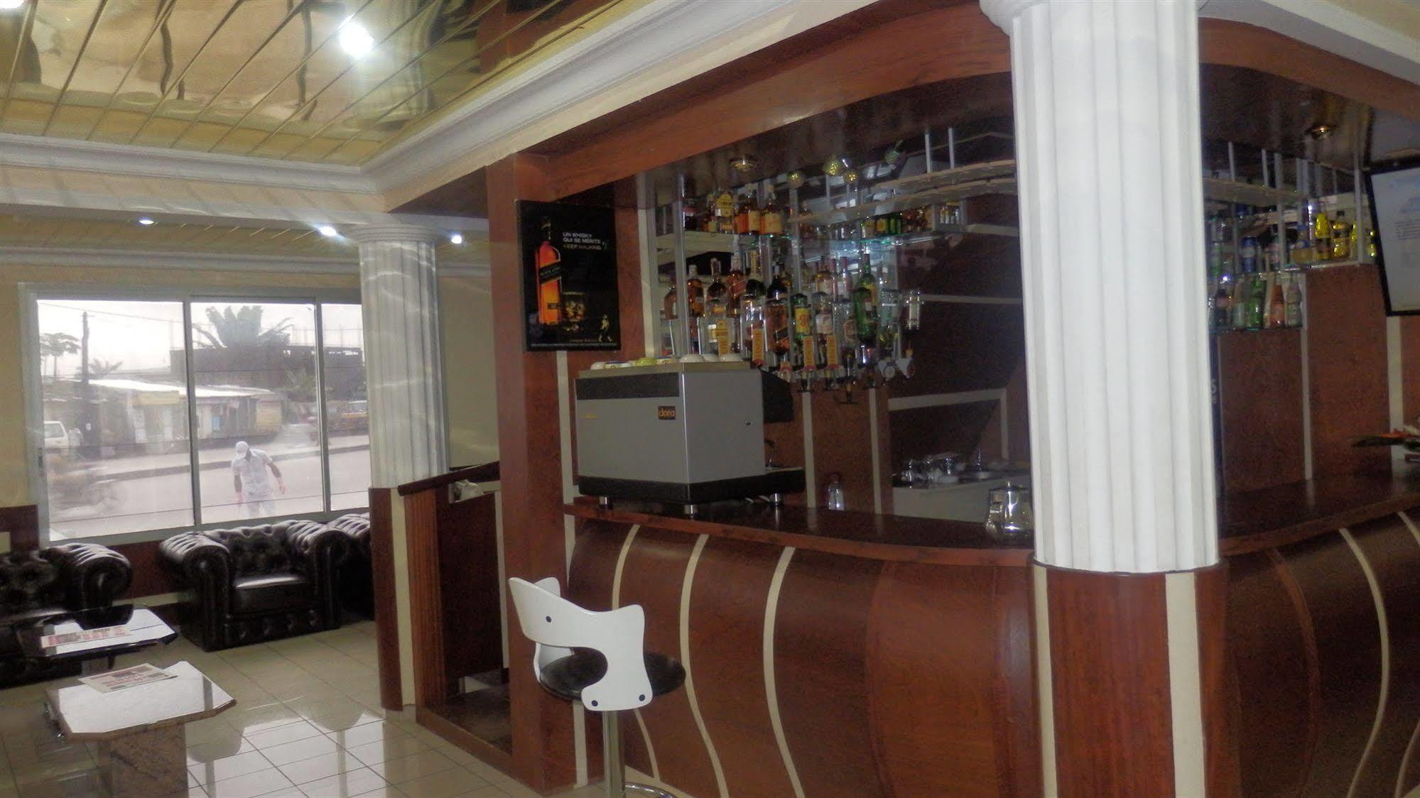 Afrique Hotel Douala Airport المظهر الخارجي الصورة